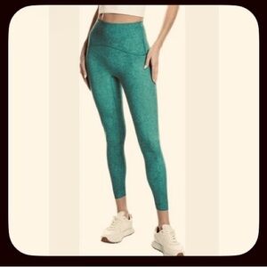 SPANXshape Booty Boost 7/8 Leggings. Excellent condition.